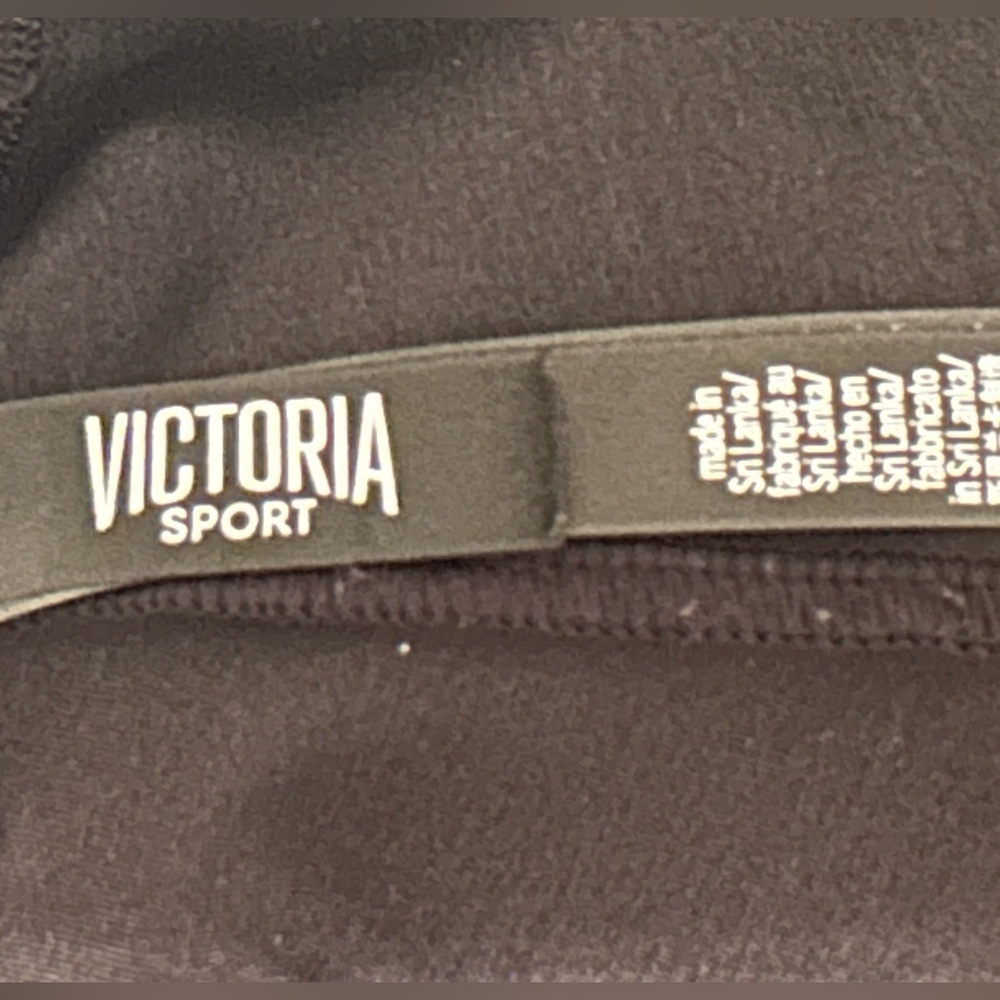 VICTORIA SPORT ATHLETIC SHORTS - Picture 4 of 4